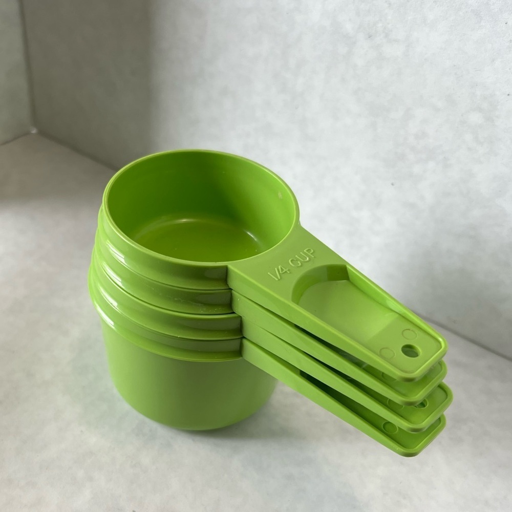 Vintage Tupperware Measuring Cups in Green - partial set